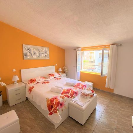 Apartment Beach Макарска Екстериор снимка